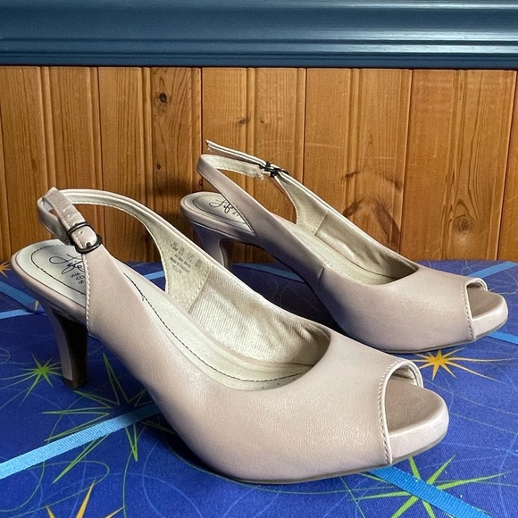 Life Stride peep toe sling back heels - Picture 1 of 8